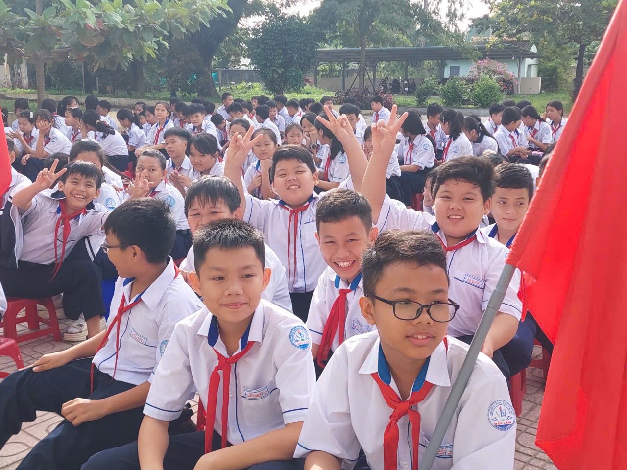 Liên đội trường THCS Đức Lân tổ chức lễ phát động tuần lễ  hưởng ứng học tập suốt đời năm 2025